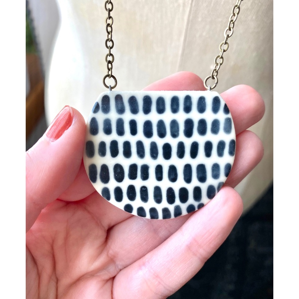 Dash Eclipse Statement Necklace Black & White - image 8